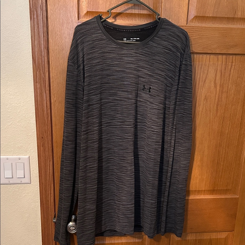 Under Armour Men's Charcoal Striped Long Sleeve Tee